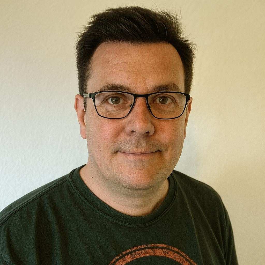 Oliver Henry Head of Operations at batchminer